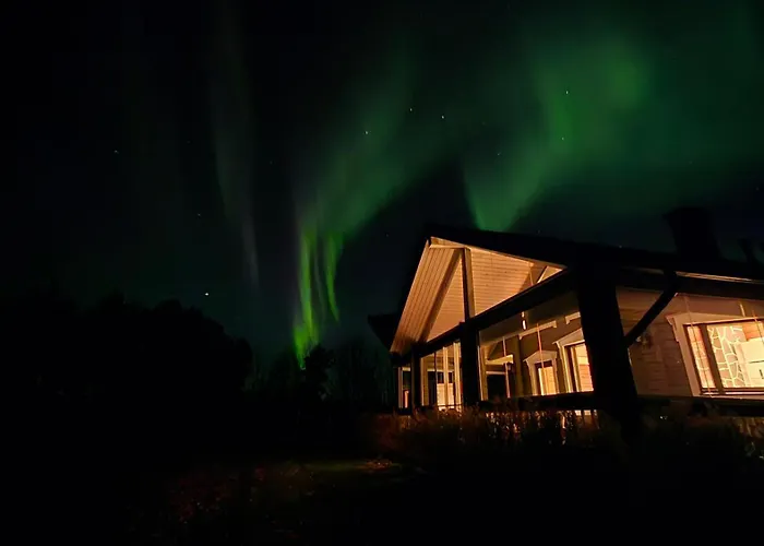 Chalet Lakeside Hideaway *